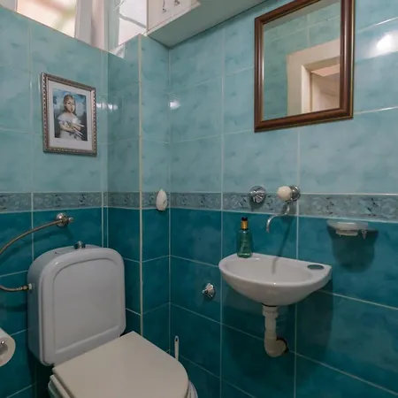 Central Charm Apartment Belgrade